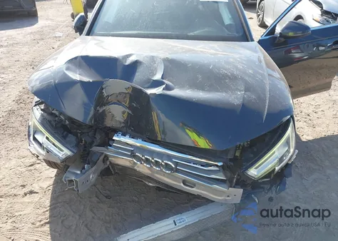 2018 Audi A4 2.0T Tech Ultra Premium/2.0T Ultra Premium z USA, uszkodzony, nr VIN WAULMAF40JA233578